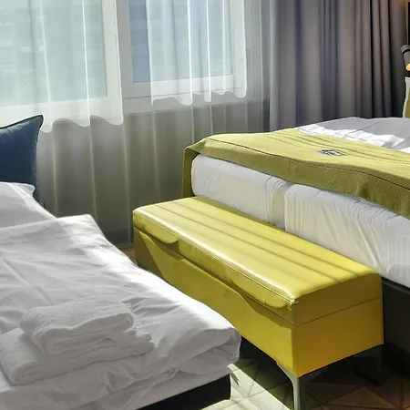 Holiday Inn - The Niu, Mill Cologne Muelheim, An Ihg Hotel Exterior photo